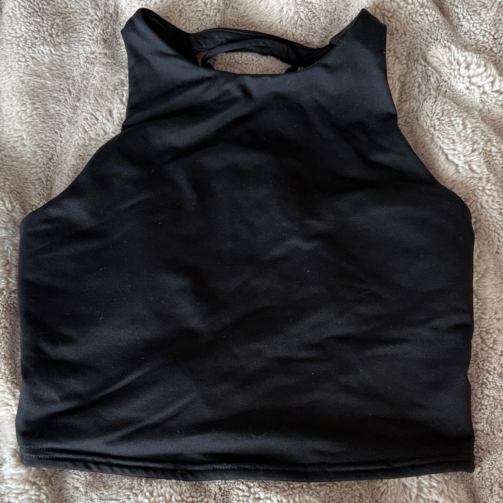 Alo Black Strappy Back Sports Bra - Picture 2 of 2